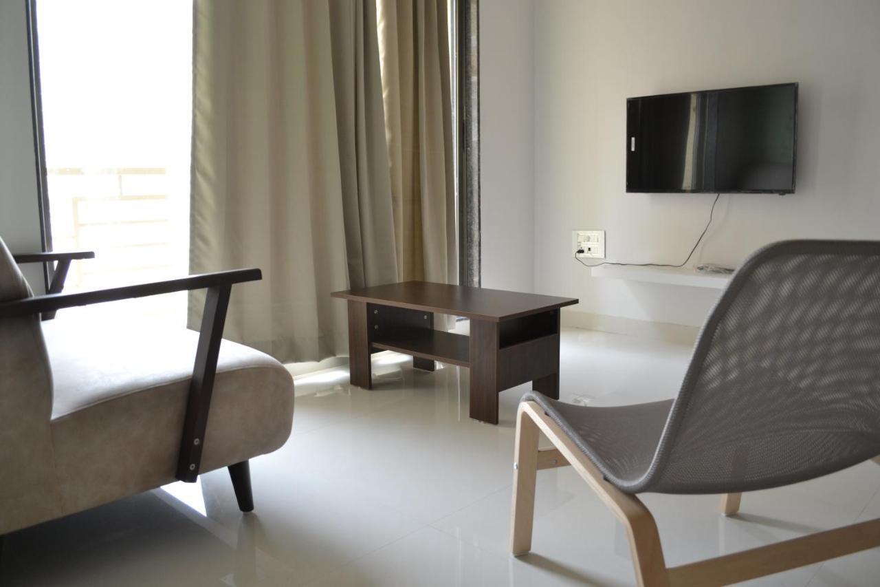 Auberge de jeunesse Covie Kharghar 200 à Navi Mumbai Extérieur photo